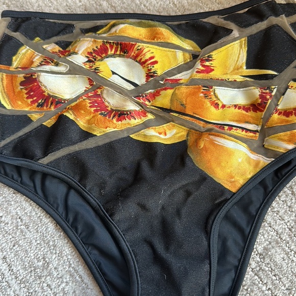 Agua de Coco bikini set - Picture 2 of 3